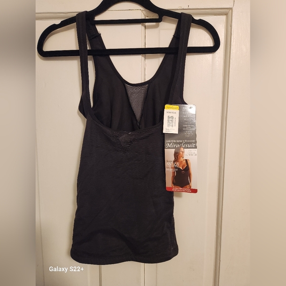 Miraclesuit - Picture 4 of 4